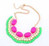 max colar pink e verde neon